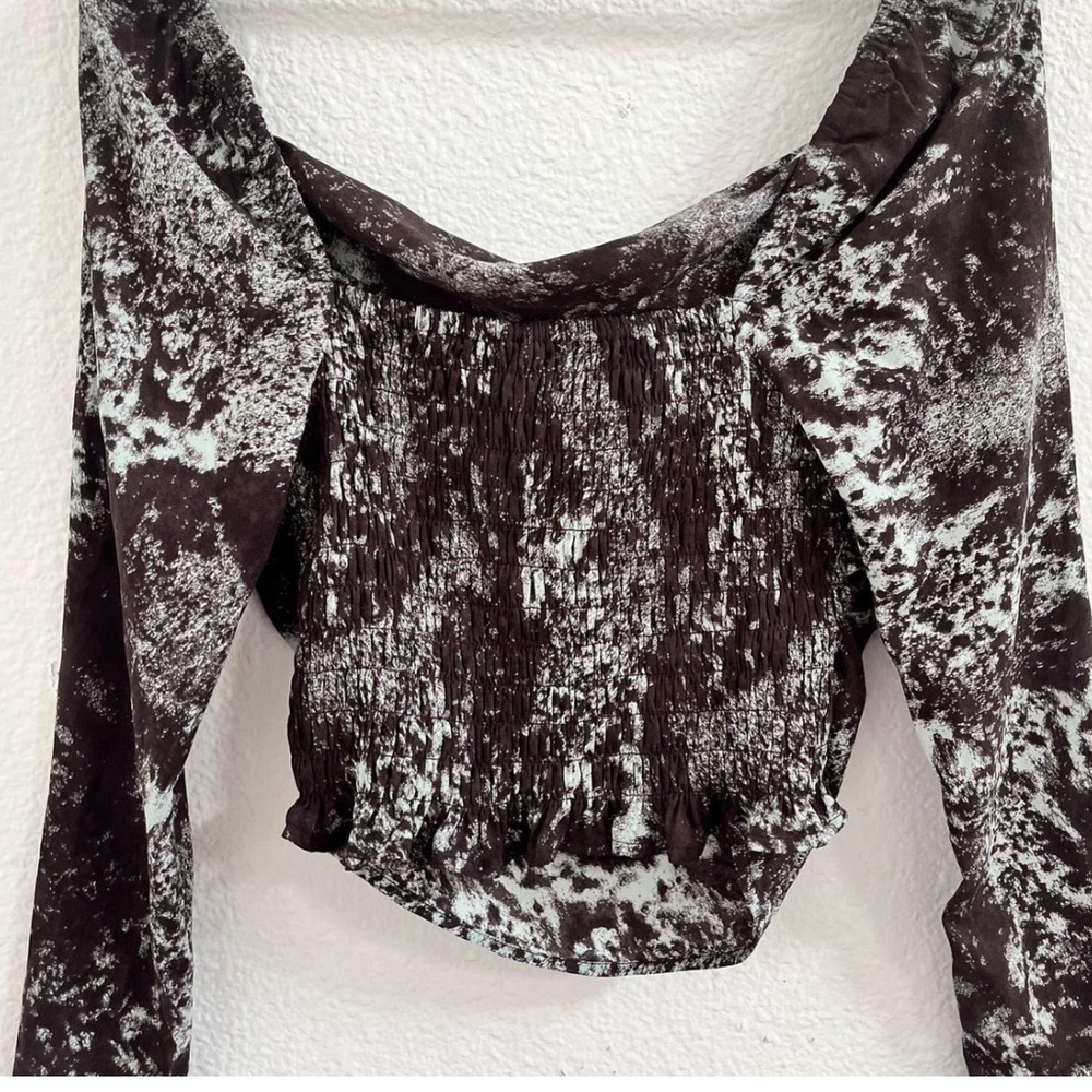 New W/OUT TAGS  OPEN EDIT Cropped Top Off Shoulder SZ XS Long Sleeve Polyester